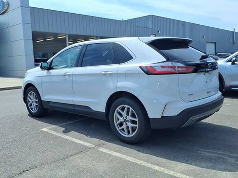 Used 2023 Ford Edge SEL AWD/4WD image 7
