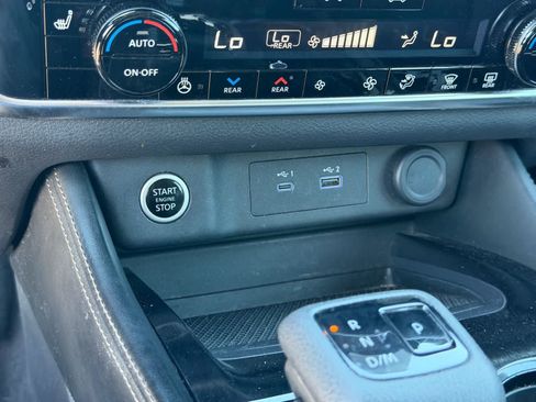 Used 2023 Nissan Rogue SL w/ SL Premium Package FWD image 12