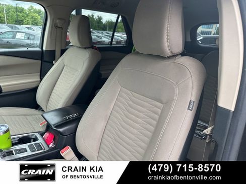 Used 2020 Ford Explorer XLT RWD image 18