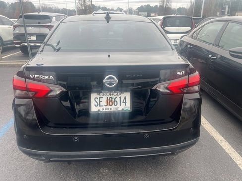 Used 2020 Nissan Versa SR w/ Convenience Package image 5
