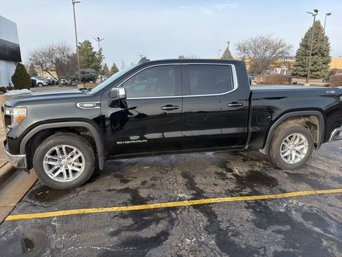 Used 2021 GMC Sierra 1500 SLE w/ X31 Off-Road Package image 2