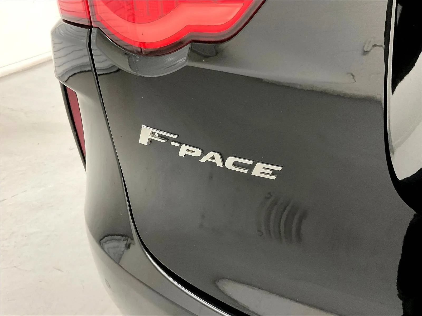 Used 2020 Jaguar F-PACE SVR AWD/4WD image 31