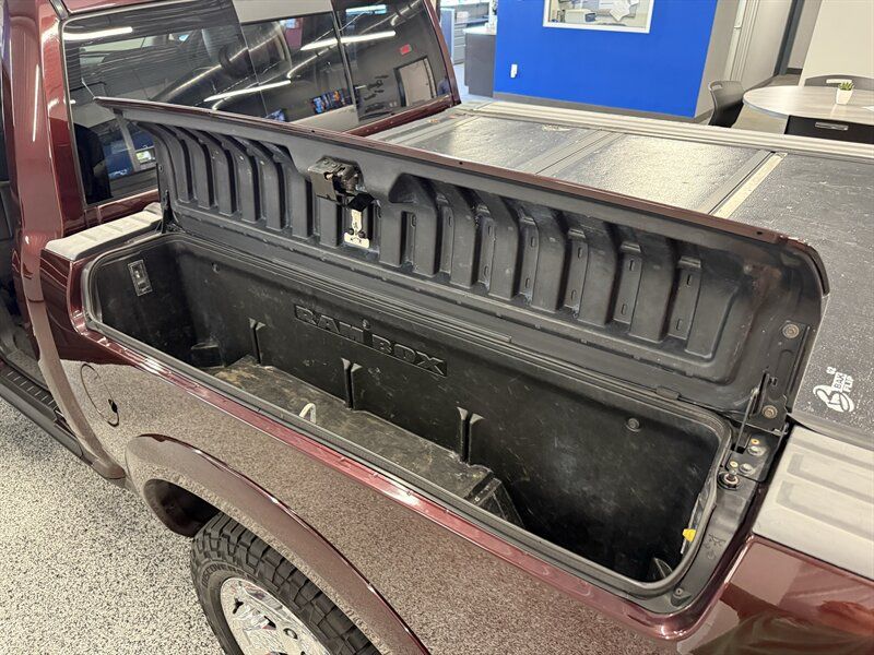 Used 2012 RAM 1500 Laramie AWD/4WD image 4