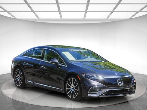Certified 2023 Mercedes-Benz EQS 580 4MATIC Sedan image 5