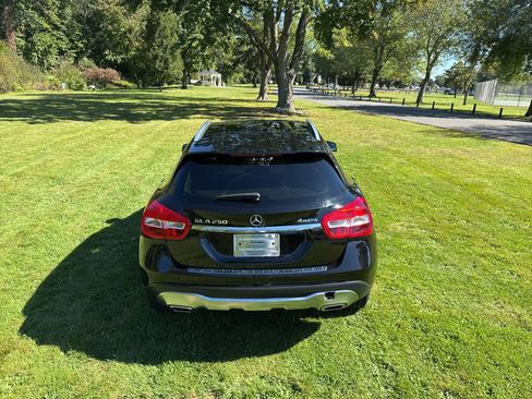 Used 2020 Mercedes-Benz GLA 250 4MATIC image 22