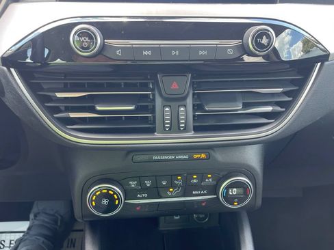 Used 2020 Ford Escape SE AWD/4WD image 32
