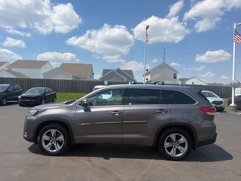 Used 2018 Toyota Highlander Limited AWD/4WD image 5