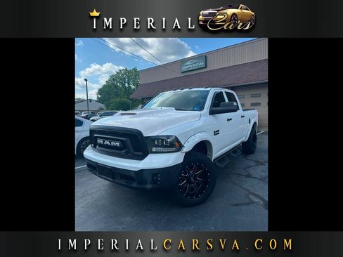 Used 2014 RAM 1500 Laramie w/ Convenience Group AWD/4WD image 1