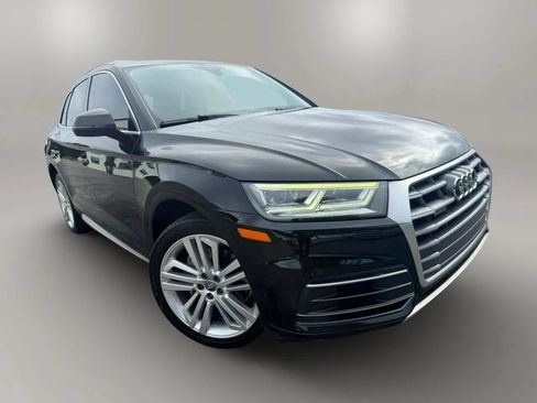 Used 2018 Audi Q5 2.0T Premium Plus w/ Premium Plus Package AWD/4WD image 2