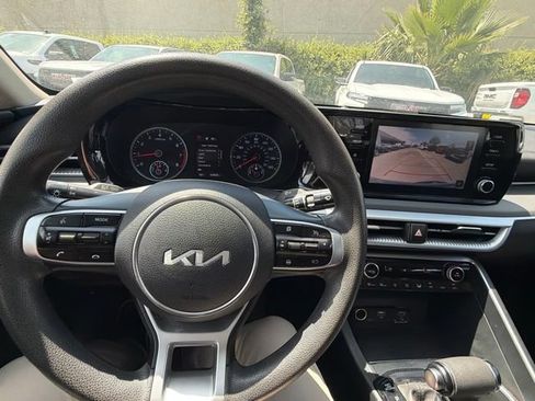 Used 2022 Kia K5 LXS FWD image 12