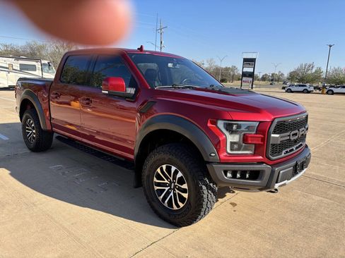 Used 2019 Ford F150 Raptor w/ Equipment Group 802A Luxury image 7