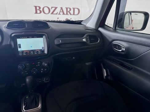 Used 2022 Jeep Renegade Latitude image 26