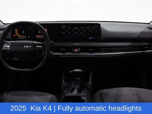 Used 2025 Kia K4 FWD image 8