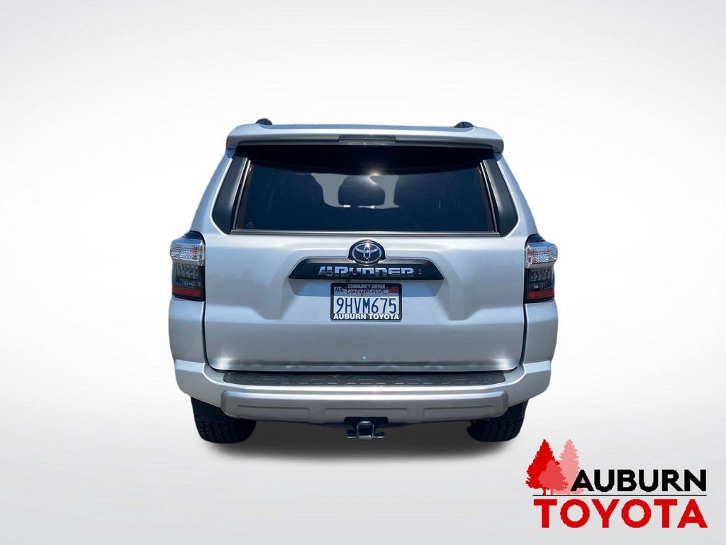 Used 2023 Toyota 4Runner TRD Off-Road Premium w/ Moonroof Package AWD/4WD image 6