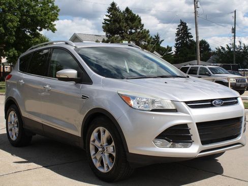 Used 2015 Ford Escape Titanium AWD/4WD image 4