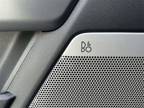 Used 2021 Ford F150 Lariat w/ Equipment Group 502A High image 18