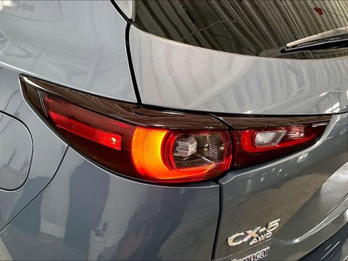 Used 2023 MAZDA CX-5 Carbon Edition image 33