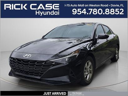 Used 2023 Hyundai Elantra SE