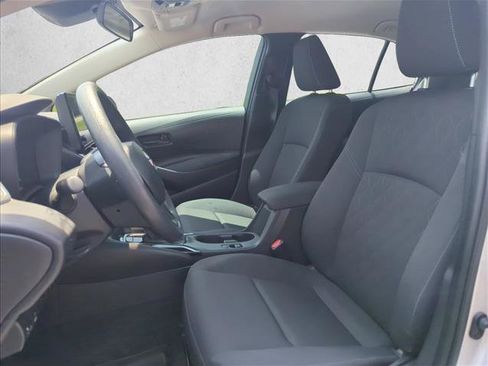 Used 2024 Toyota Corolla LE FWD image 22