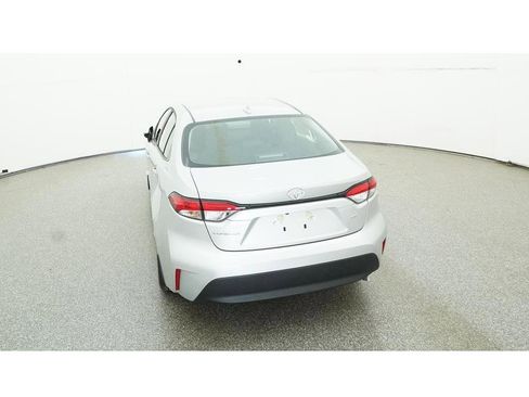 New 2025 Toyota Corolla LE FWD image 6