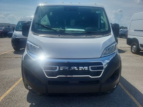 Used 2025 RAM ProMaster 2500 w/ U-Haul Equipment Group FWD image 3
