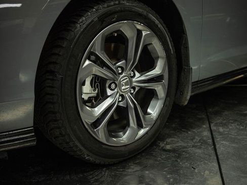 Used 2024 Honda Accord EX-L image 3