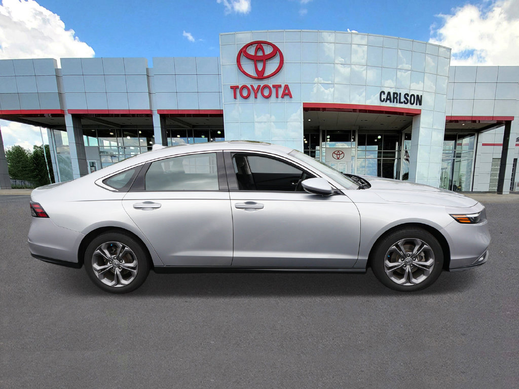 Used 2024 Honda Accord EX image 4