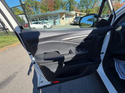 Used 2019 Honda Ridgeline RTL-T image 11