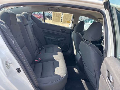 Used 2025 Nissan Altima 2.5 SV FWD image 24