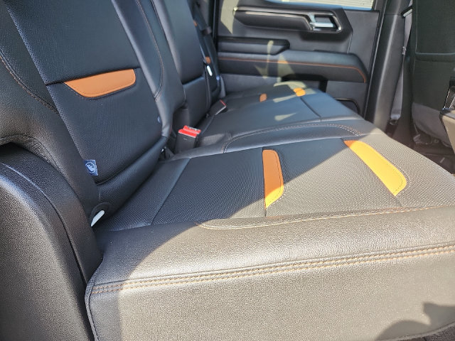 Used 2025 GMC Sierra 1500 AT4 w/ AT4 Premium Package AWD/4WD image 30