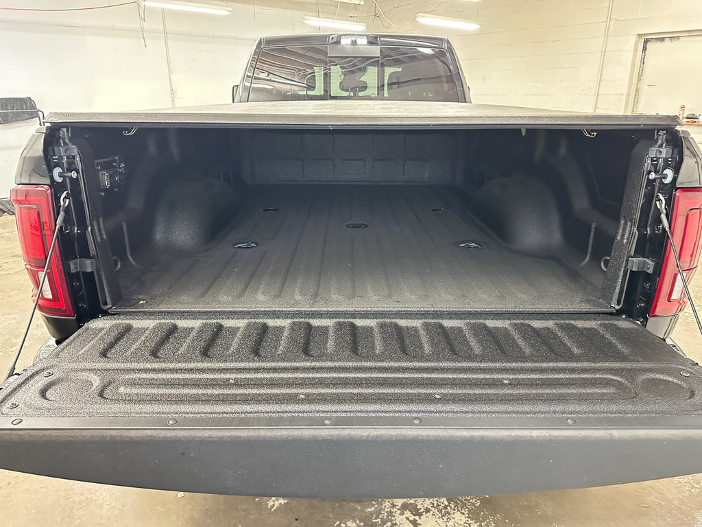 New 2026 RAM 3500 Big Horn AWD/4WD image 13