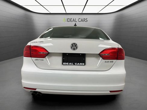 Used 2013 Volkswagen Jetta SE FWD image 6