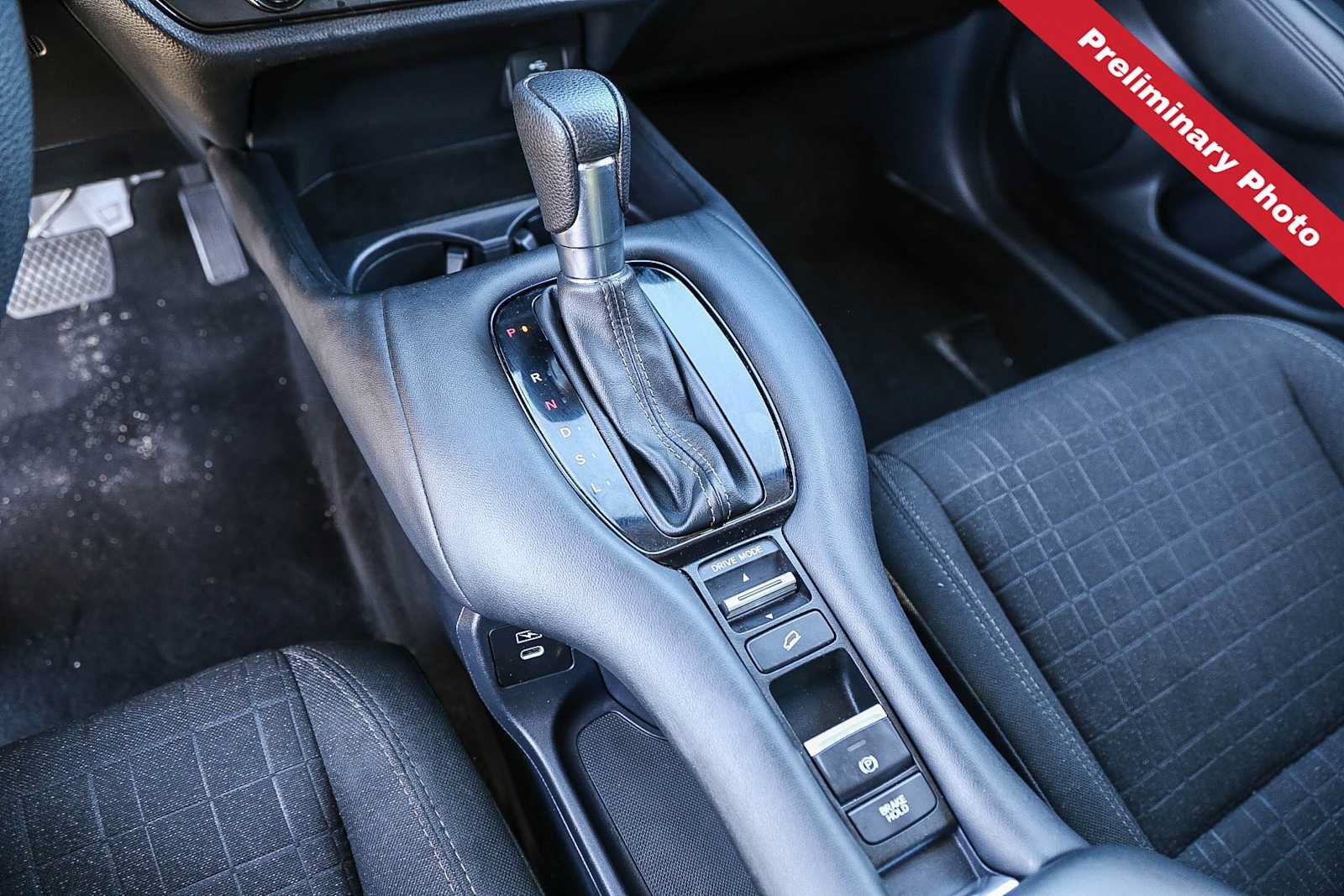 Used 2024 Honda HR-V LX image 15