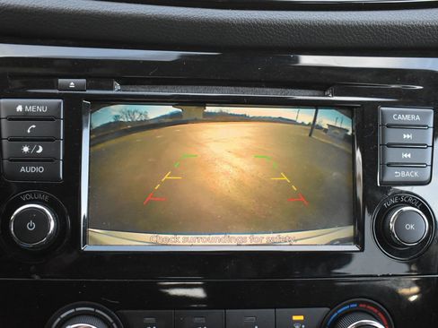 Used 2020 Nissan Rogue S w/ Special Edition Package image 26