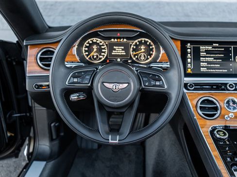 Certified 2023 Bentley Continental GT Mulliner image 31