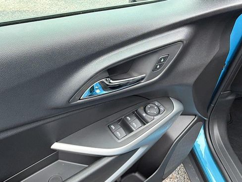 New 2026 Chevrolet Trax RS FWD image 15