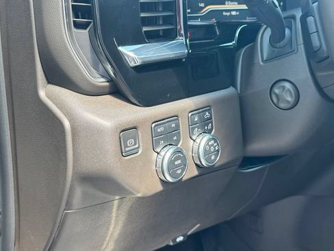 Used 2024 GMC Sierra 1500 SLT w/ SLT Premium Plus Package AWD/4WD image 25