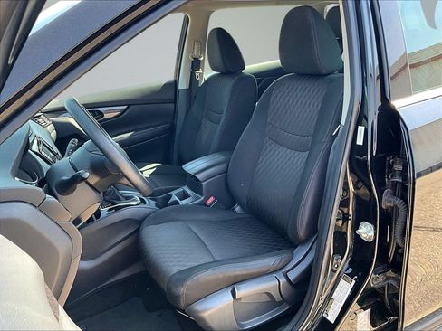 Used 2019 Nissan Rogue S AWD/4WD image 23