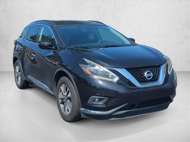 Used 2018 Nissan Murano SV FWD image 3