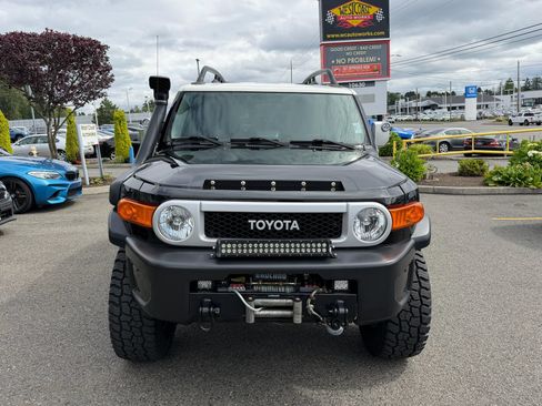 Used 2008 Toyota FJ Cruiser 4WD image 4
