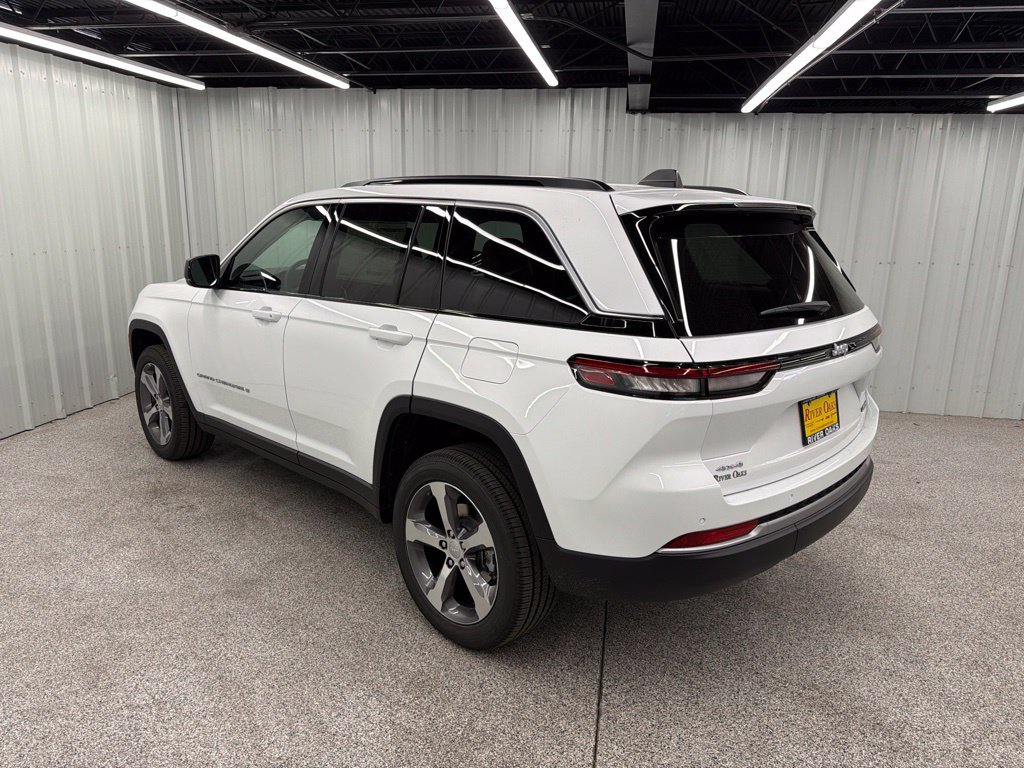 New 2026 Jeep Grand Cherokee Limited AWD/4WD image 4