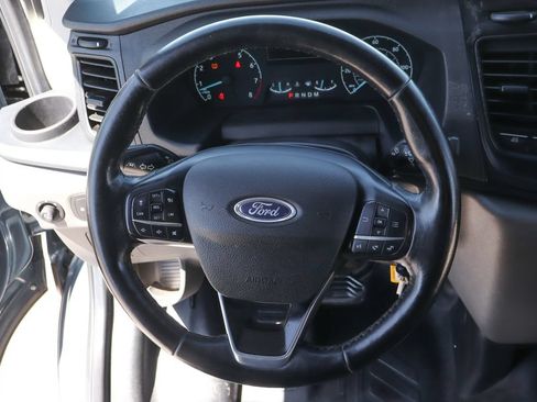 Used 2022 Ford Transit 350 DRW RWD image 22