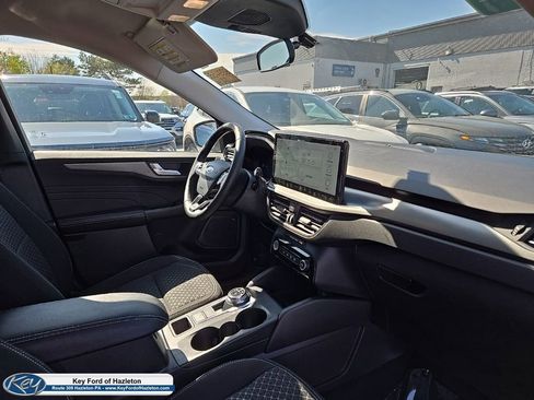 Used 2023 Ford Escape Active w/ Tech Pack #2 AWD/4WD image 18