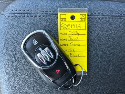 Used 2024 Buick Encore GX Preferred FWD image 23
