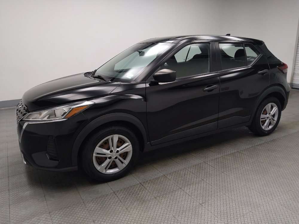 Used 2021 Nissan Kicks S FWD image 2