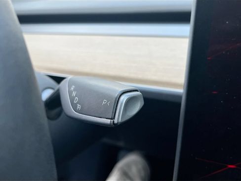 Used 2023 Tesla Model 3 Standard Range RWD image 17