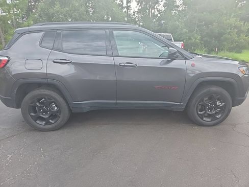 Used 2024 Jeep Compass Trailhawk AWD/4WD image 7