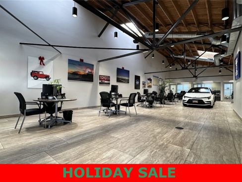 Used 2023 Toyota Camry LE image 30