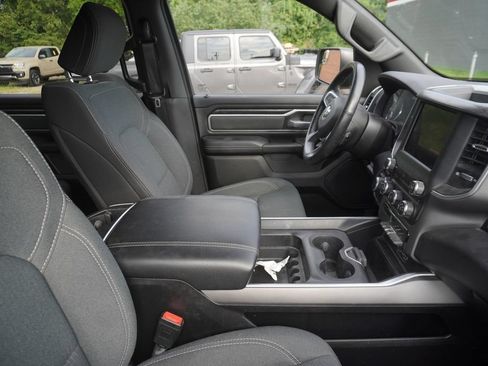 Used 2022 RAM 1500 Big Horn AWD/4WD image 9