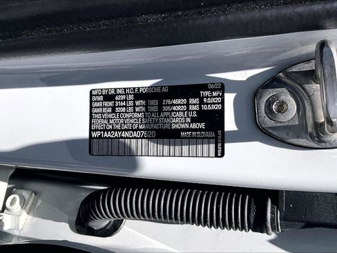 Used 2022 Porsche Cayenne Platinum Edition AWD/4WD image 19